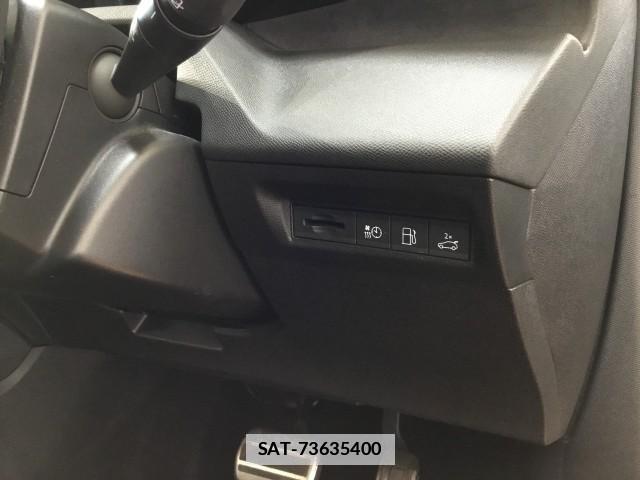 Peugeot 308 2023-04 7817801-16