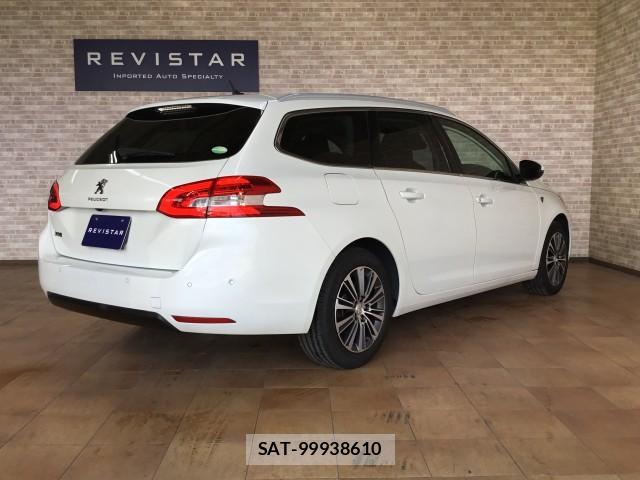 Peugeot 308 2021-06 7817853-1