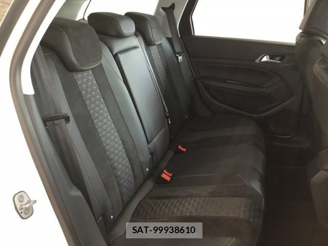 Peugeot 308 2021-06 7817853-10