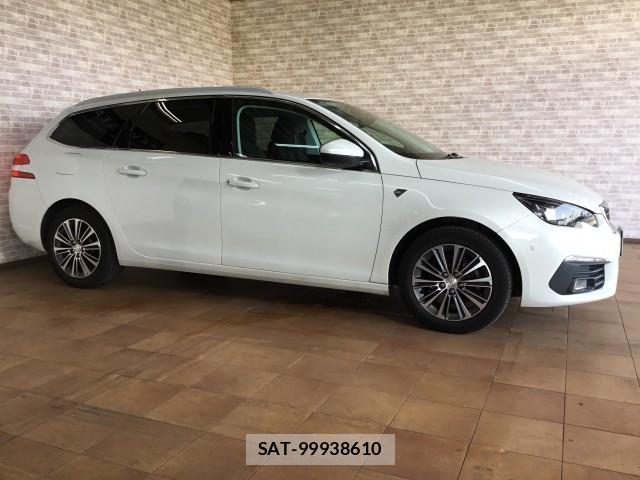 Peugeot 308 2021-06 7817853-7