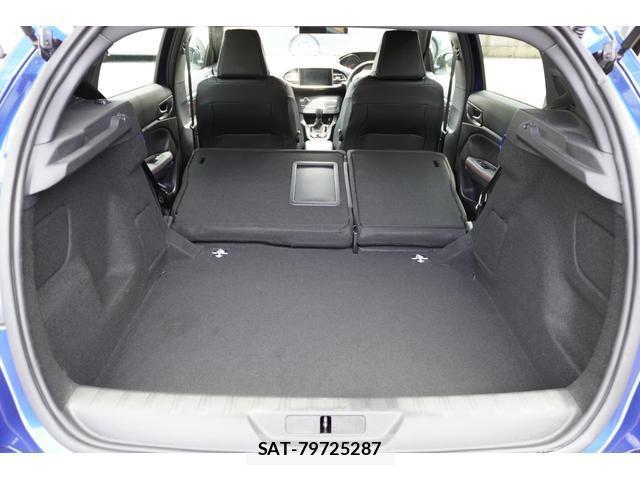 Peugeot 308 2016-08 7820603-14