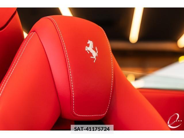 Ferrari 488 Spider 2017-08 7814729-14