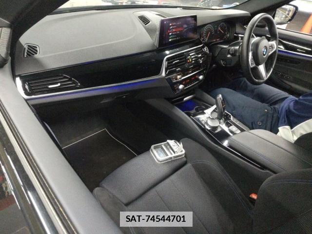 Bmw 5 SERIES 2019-12 7811449-2