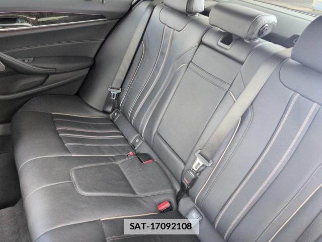 Bmw 5 SERIES 2021-06 7811687-3