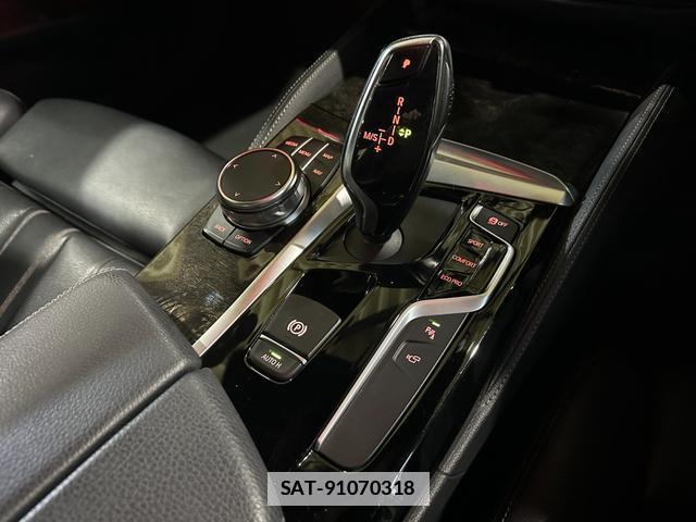 Bmw 5 SERIES 2018-05 7814101-8
