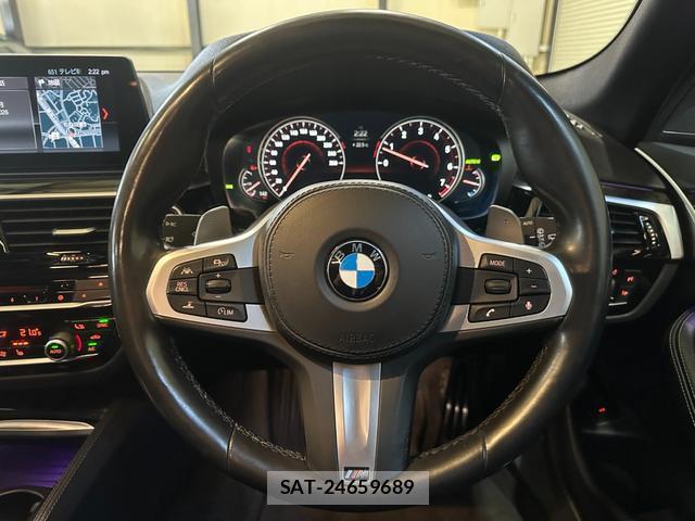 Bmw 5 SERIES 2017-08 7814107-15