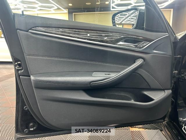 Bmw 5 SERIES 2017-08 7816909-12