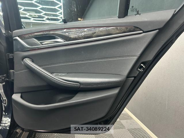 Bmw 5 SERIES 2017-08 7816909-3