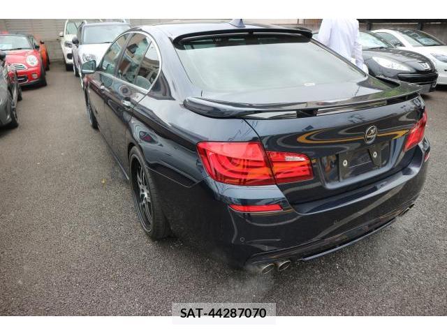 Bmw 5 SERIES 2011-01 7817173-1