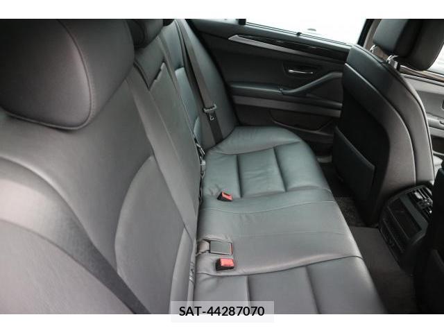 Bmw 5 SERIES 2011-01 7817173-6