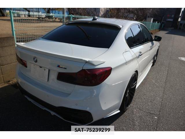 Bmw 5 SERIES 2017-11 7817197-1
