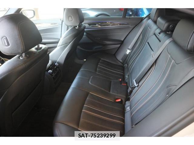 Bmw 5 SERIES 2017-11 7817197-6