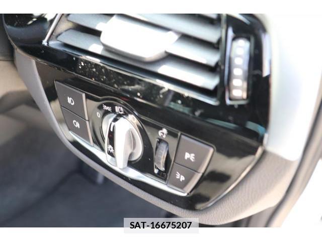 Bmw 5 SERIES 2017-11 7817208-16