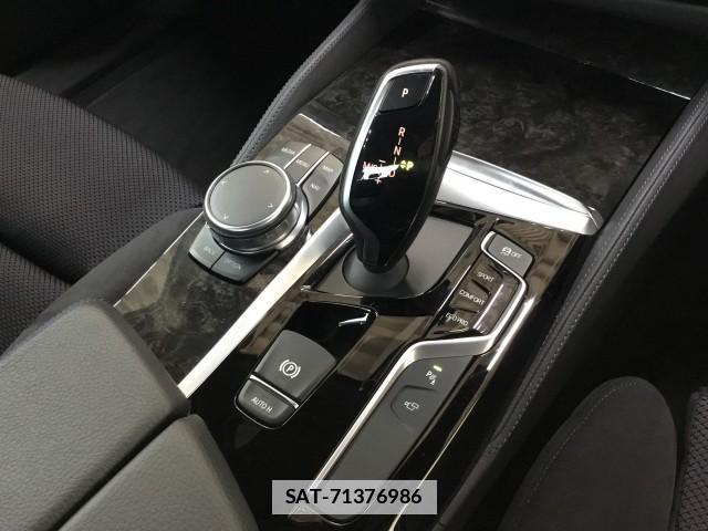 Bmw 5 SERIES 2017-05 7817824-16