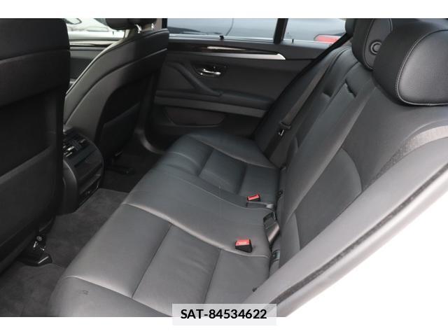Bmw 5 SERIES 2013-08 7823321-12