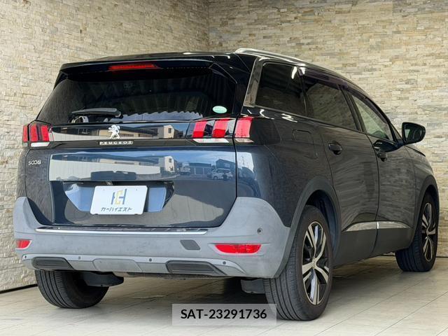Peugeot 5008 2017-10 7818946-2