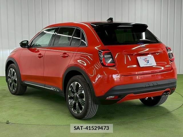 Fiat 600 Hybrid 2025-06 7823219-16