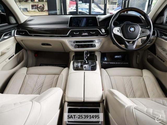 Bmw 7 SERIES 2017-07 7814768-2