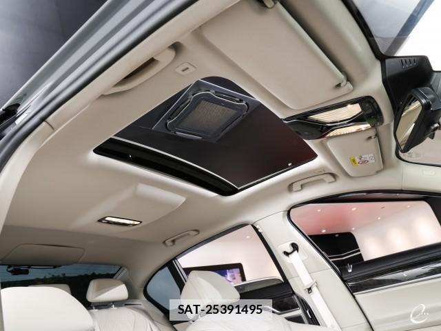 Bmw 7 SERIES 2017-07 7814768-4