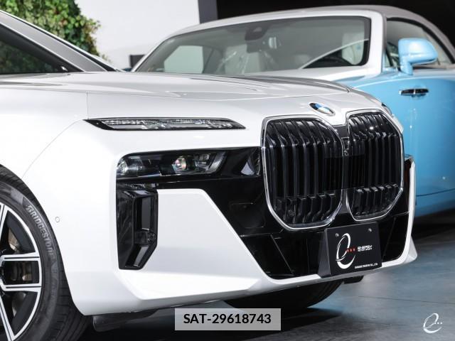 Bmw 7 SERIES 2023-11 7814785-16