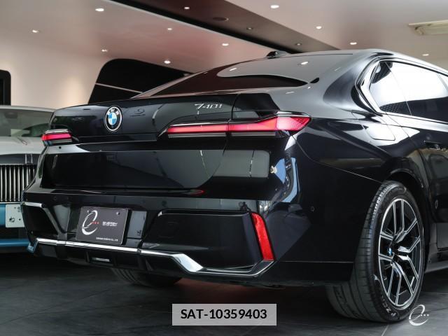 Bmw 7 SERIES 2023-04 7814788-14