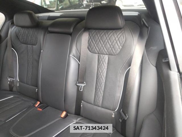 Bmw 7 SERIES 2017-08 7814984-5