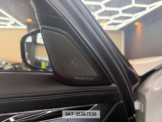 Bmw 7 SERIES 2016-01 7816886-9