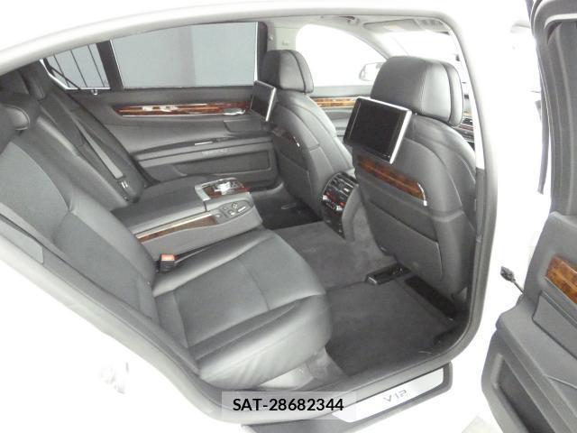 Bmw 7 SERIES 2014-10 7820237-16