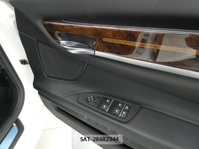 Bmw 7 SERIES 2014-10 7820237-9