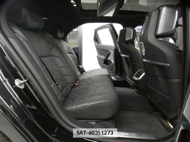 Bmw 7 SERIES 2023-05 7820252-7