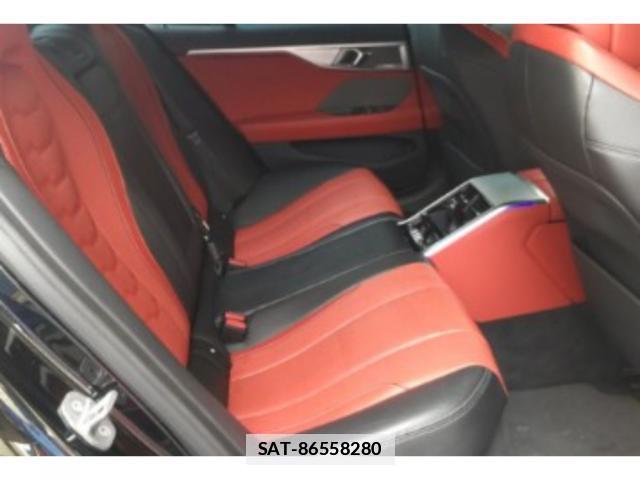 Bmw 8 SERIES 2021-09 7814909-3