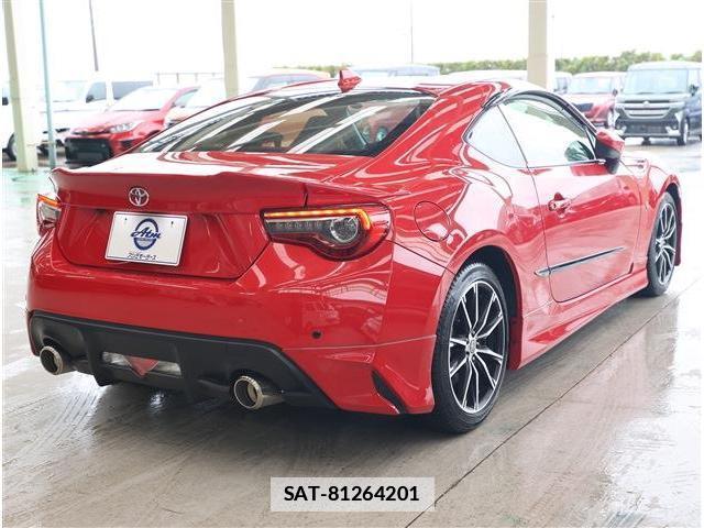 Toyota 86 2017-04 7811863-8