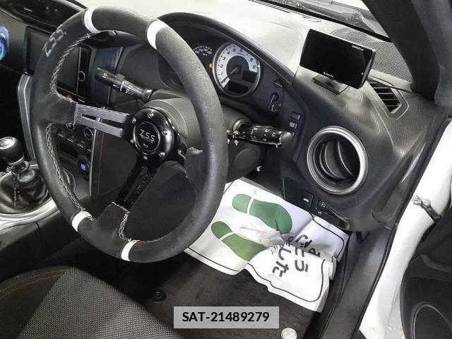 Toyota 86 2014-01 7812172-4