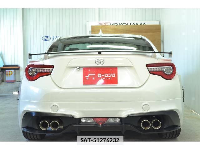 Toyota 86 2017-05 7812317-1