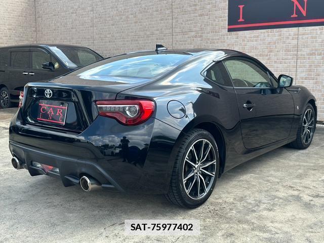 Toyota 86 2016-09 7819793-2