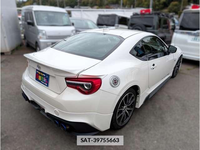 Toyota 86 2016-09 7820037-1