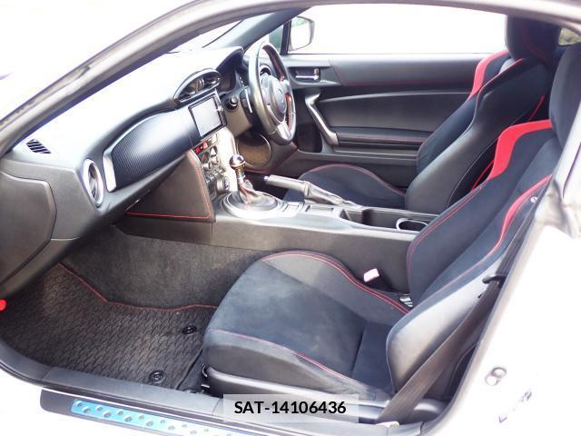 Toyota 86 2012-12 7820409-6