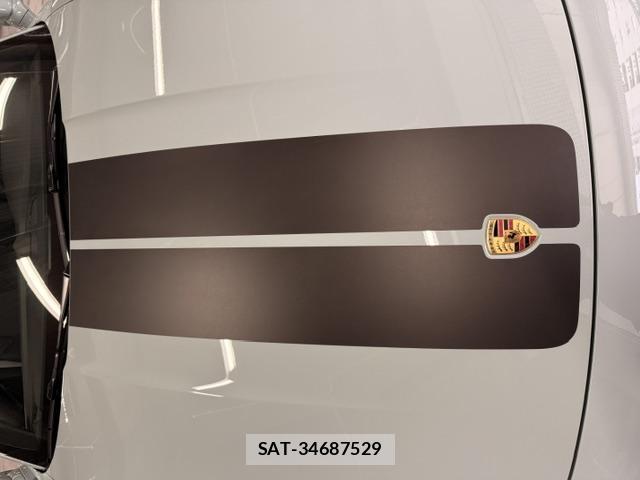 Porsche 911 2025-01 7812917-10