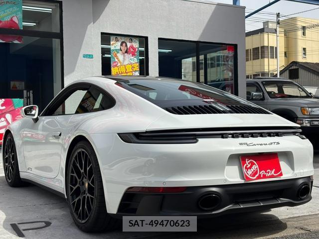 Porsche 911 2024-08 7813858-8