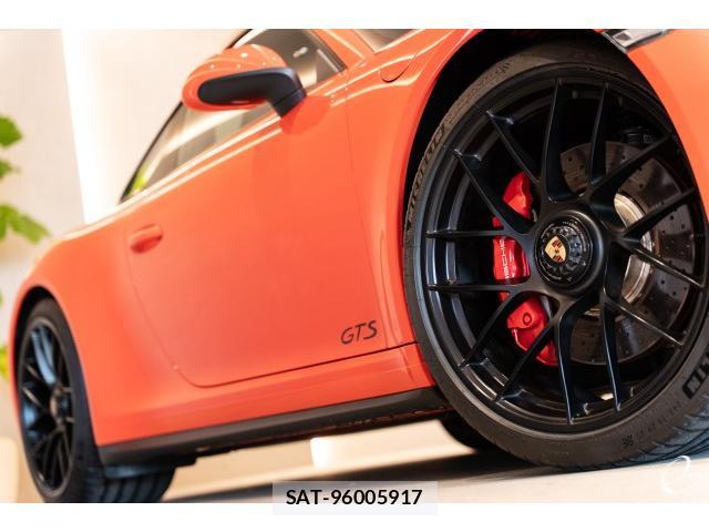 Porsche 911 2018-03 7814754-10