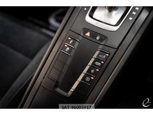 Porsche 911 2018-03 7814754-18