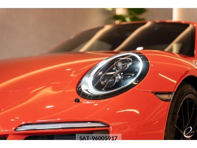 Porsche 911 2018-03 7814754-7