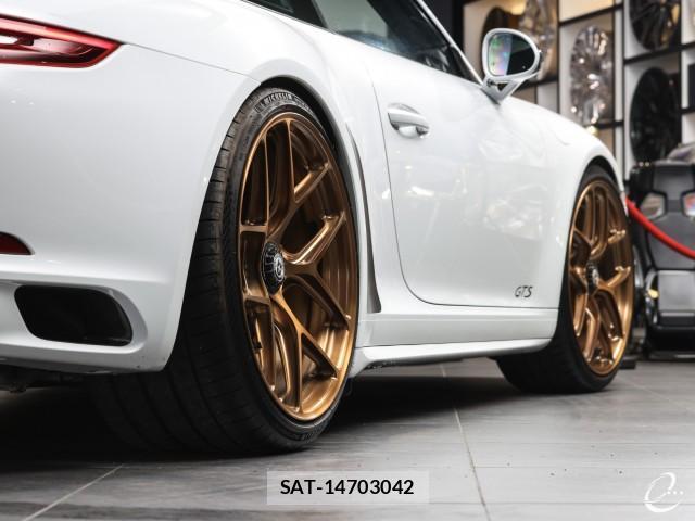 Porsche 911 2017-11 7814764-11