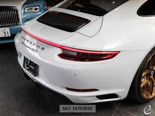 Porsche 911 2017-11 7814764-15