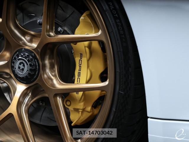 Porsche 911 2017-11 7814764-16