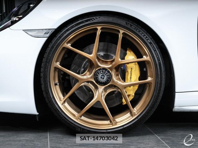 Porsche 911 2017-11 7814764-6