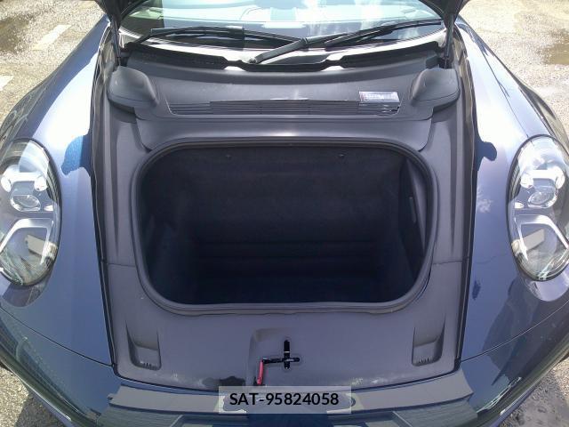 Porsche 911 2019-12 7815529-18