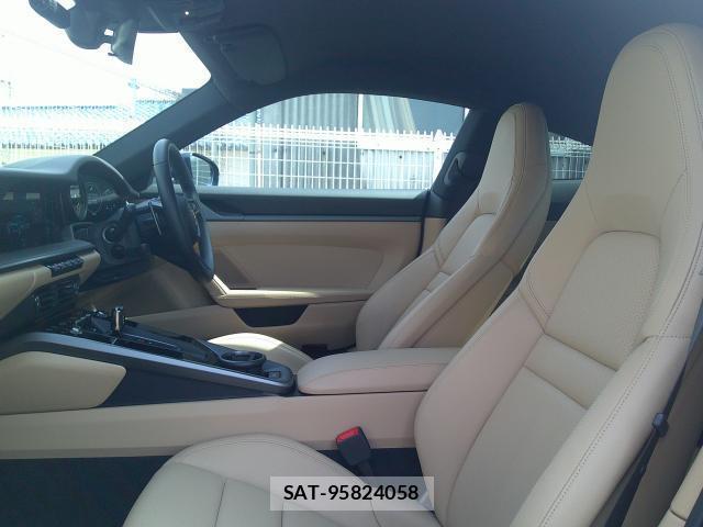 Porsche 911 2019-12 7815529-6