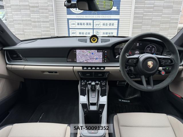 Porsche 911 2024-11 7815541-8