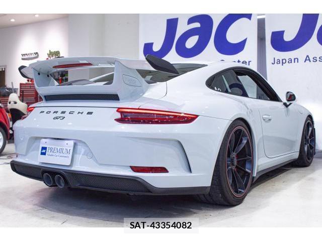 Porsche 911 2019-04 7816025-10